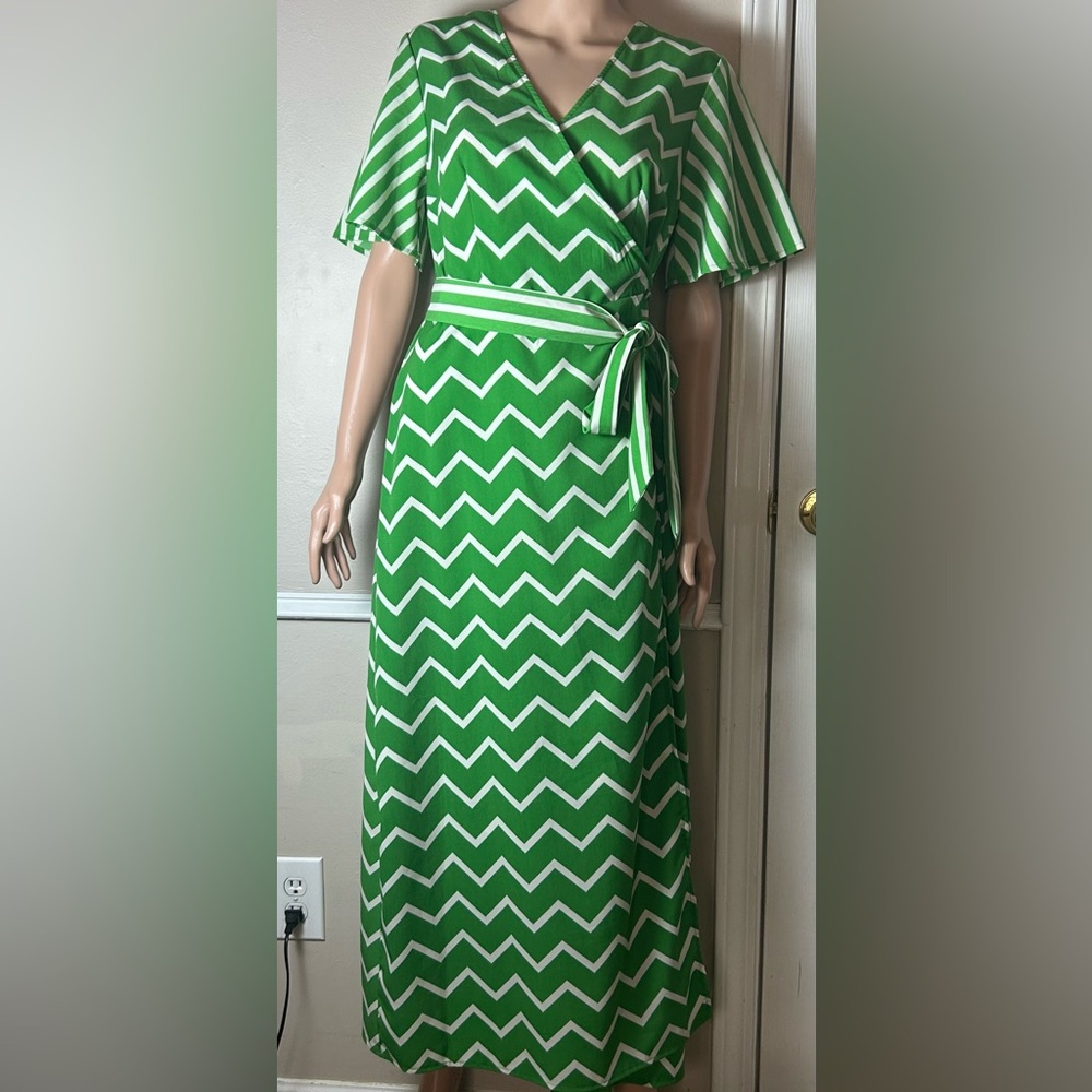 Who What Wear Women’s Green Wrap Dress